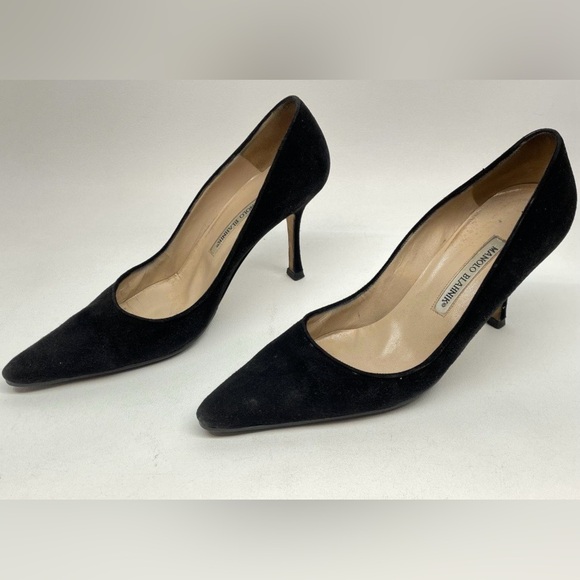 Manolo Blahnik Black Suede Pointed Toe Heels 39.5 EU Classic Pumps Designer - Picture 2 of 8